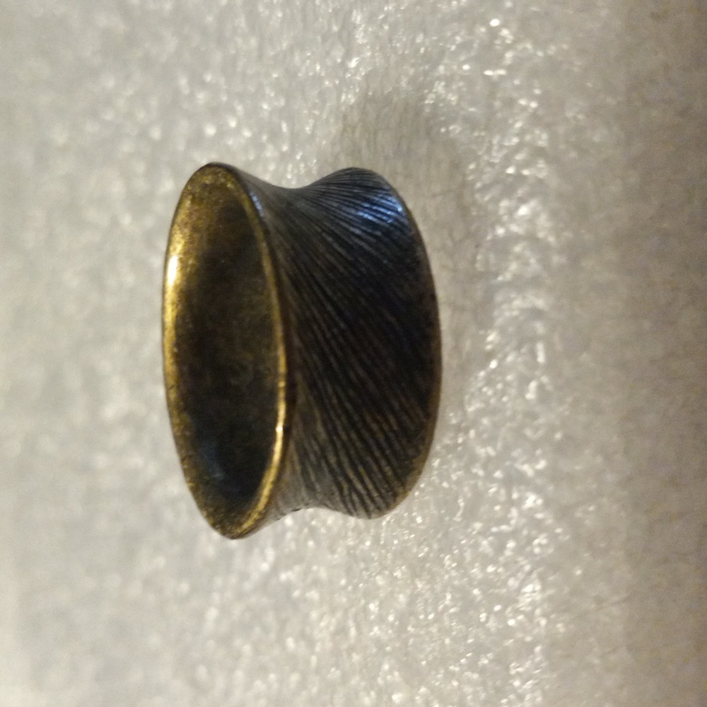 Unisex ring - Picture 2 of 3